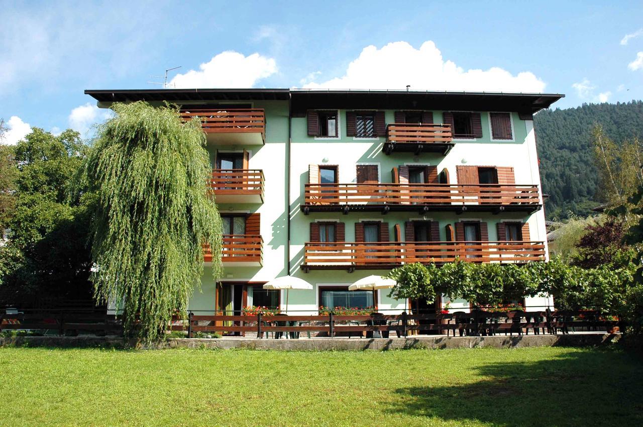 Hotel Diana Auronzo di Cadore Exterior photo